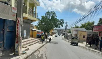 Autoridades detienen a más de 150 indocumentados en Hoyo de Friusa