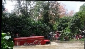 Dos muertos por las lluvias, que seguirán hasta mediado de semana; 24 provincias en alerta