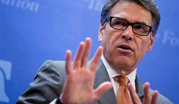 Gobernador de Texas dice estar dispuesto a enviar tropas de EEUU a Irak