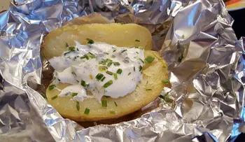 Por qué nunca deberías usar el papel de aluminio para cocinar