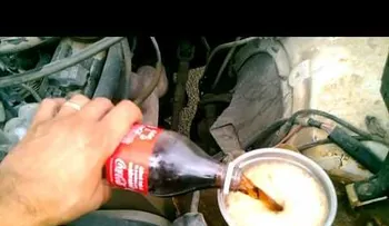  Limpieza de terminales de batería usando Coca Cola