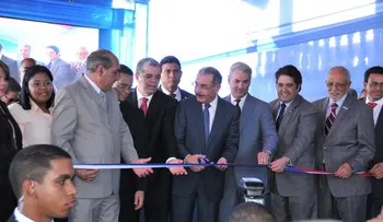 Presidente Medina inaugura dos estancias infantiles en Moca