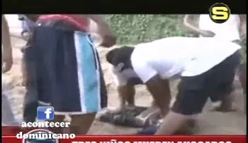 Momento en que intentan reanimar a los 3 niños que murieron ahogados en escuela en Dajabón