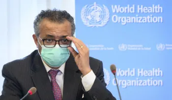 Expertos OMS se reúnen para intentar frenar una "pandemia a dos velocidades"