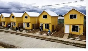 Arquitecto propone fabricar viviendas para enfrentar la crisis habitacional