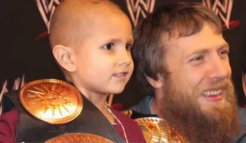 Un niño con cáncer peleó con su ídolo de la WWE antes de morir  