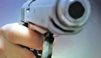 Asaltante disparó a la cabeza de Mildred Charlot, pero el arma se encasquilló 