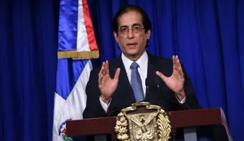 Ministro Montalvo exhorta población a vigilar actuaciones de funcionarios