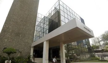 Allanan oficina de empresa panameña Mossack-Fonseca en El Salvador