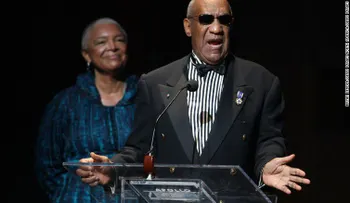 Juez ordena tomar declaración a esposa de Bill Cosby