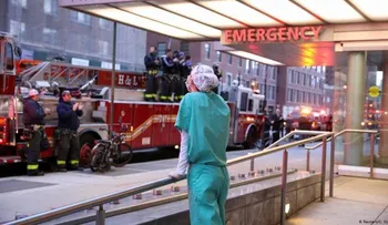 EE.UU. sigue en aumento con fallecidos por coronavirus, superando los 77.000 