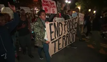 Protestas pacíficas en medio de un toque de queda en Charlotte
