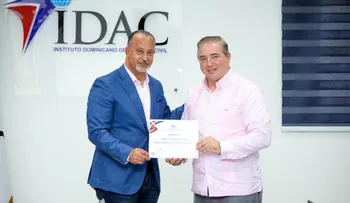 IDAC define como innegociable cumplimiento de normas para certificar operadores aéreos