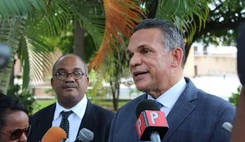 Ventura Camejo advierte más de 100 mil cargos públicos podrían quedar vacantes en 2016
