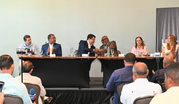 Ministerio de Turismo logra acuerdo con Uber para taxis turísticos en Punta Cana