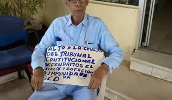Rafael G. Santana en protesta