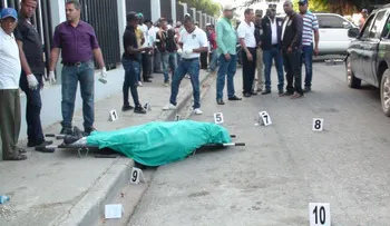 Encuentran cadáveres dentro de establecimiento de bebidas alcohólicas