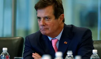 "Conspiración contra EEUU y los otros 11 cargos por los que imputaron al ex jefe de campaña de Donald Trump