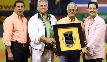 Las Águilas rinden homenaje al club Sameji
