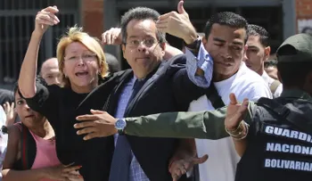 Santos sobre exfiscal Ortega: Si pide asilo se lo otorgaremos