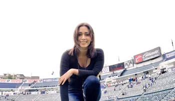 Periodista mexicana sufre agresión sexual durante transmisión en vivo