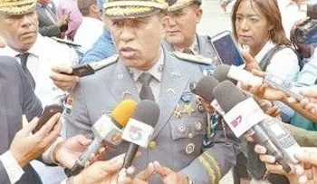 Favorecen que se modifique la ley policial 96-04