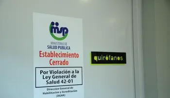 Clausuran quirófanos clínica de cirugía plástica de Edgar Contreras