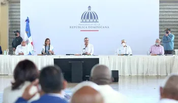 Presidente Abinader anuncia extensión de la UASD en Baní entre otras obras prioritarias