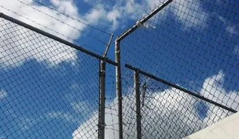 Un recluso muerto y 6 heridos durante secuestro en cárcel de La Romana 