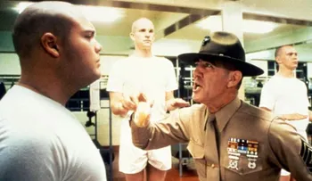 Muere R. Lee Ermey, actor de "Full Metal Jacket"