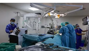 Cirugía robótica extrae tumor sin intubación