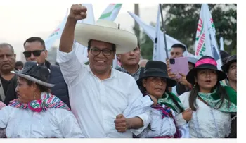 Keiko Fujimori y Roberto Sánchez irán a segunda vuelta en Perú