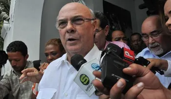 Hipólito Mejía en Miami dice sentencia 168-13 del TC,  â??da pena y vergüenzaâ?
