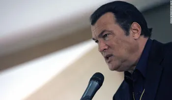 5 películas para recordar a Steven Seagal, nuevo "representante especial" de Rusia