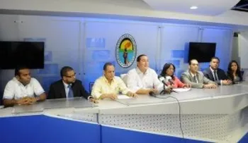 Jóvenes y mujeres del PRD reclaman Congreso no engavete a Miranda
