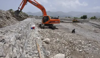 Director INDRHI resalta avance trabajos  obras control de inundaciones Yaque del Sur