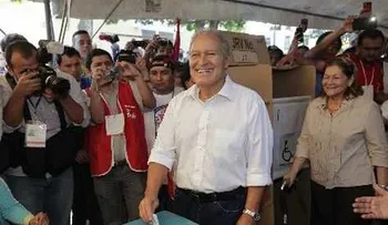 Cerén proclama triunfo en primera vuelta elecciones de El Salvador 