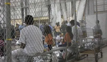 Senadores de EEUU piden al Gobierno listados de niños y padres separados