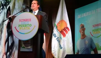 Ministro de Turismo anuncia construcción carretera Navarrete-Puerto Plata