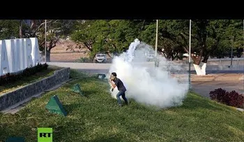 Los enfrentamientos en Venezuela se concentran en el Distribuidor