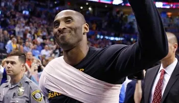 GS busca la victoria  73 y Kobe dice adiós