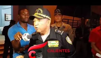 Ustedes no merecen ser policías, buenos sucios... (VIDEO)