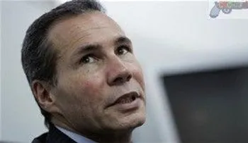 Versión caso Nisman: Investigan cuenta en el exterior que compartía con quien le dio arma