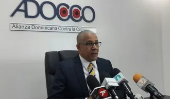 ADOCCO pide soliciten colaboración por dominicanos en "Papeles de Panamá"