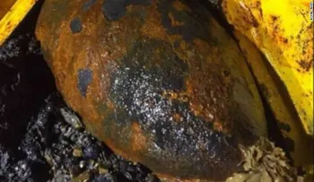 Encuentran bomba de la Segunda Guerra Mundial sin explotar en un puerto inglés