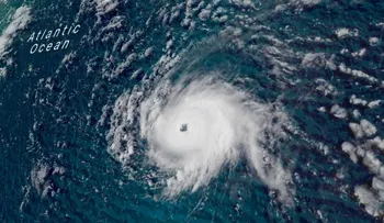 Florence, el primer gran huracán de la temporada, podría amenazar la costa este de EE.UU.