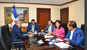 Comisión Senado estudia Código de Trabajo aprueba 80% de la pieza