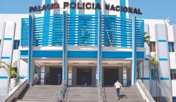  Policía Nacional apresa supuesto cabecilla de banda robaba vehículos 