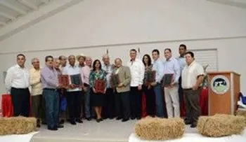 Aproleche reconoce a viceministra de Comercio Interno, Anina del Castillo