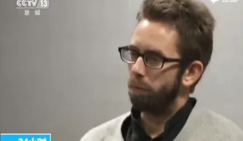 Activista sueco detenido en China confiesa en televisión que violó las leyes de ese país